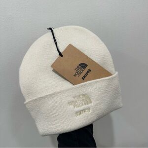 SKIMS X THE NORTH FACE BEANIE